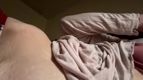 Snapshot of casidy1 chatting on 02/11/25, 04:35 casidy1 online show from 02/11/25, 04:35