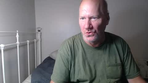 CasinoCam online show from 04/25/26, 02:36