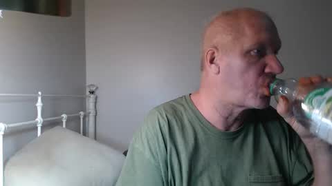 CasinoCam online show from 05/05/26, 01:57