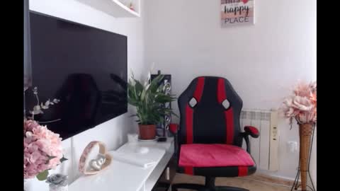 Alice online show from 11/10/25, 10:36