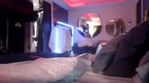 cassandra06400 online show from 11/17/25, 02:28