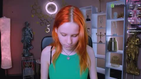 Cassandra online show from 05/22/26, 12:33