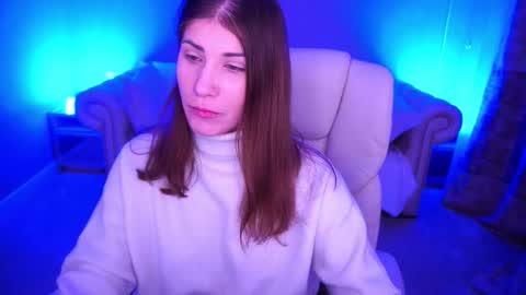 Lena online show from 12/03/25, 07:27