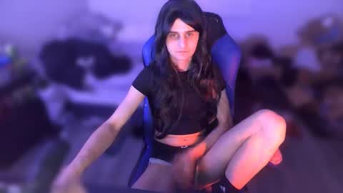 Snapshot of casseyy_femboi chatting on 05/22/26, 11:38 casseyy online show from 05/22/26, 11:38