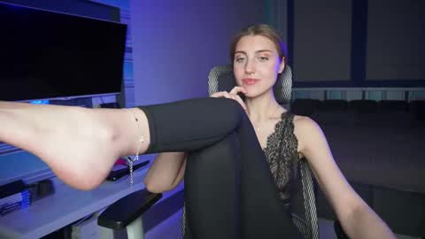 Seductress Cassia  FINDOM AND SADISM  NO NUDE online show from 10/19/25, 04:40
