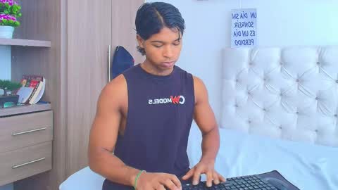 CASSIAN GOLD online show from 05/25/26, 03:18