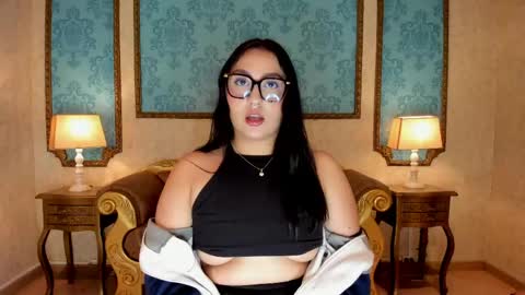 C  Cassie ONLINE  GTM -5 730  1400 online show from 05/13/26, 12:24