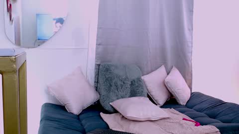 Snapshot of cassie_klein11 chatting on 12/30/24, 05:23 Susana independent model online show from 12/30/24, 05:23