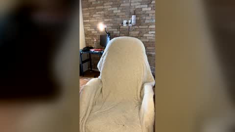 cassie th0mas online show from 06/05/26, 04:35