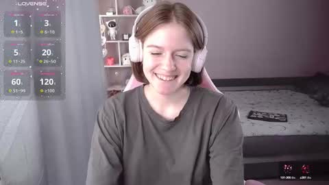 Snapshot of cassiejuice chatting on 10/05/25, 01:42 Cassie online show from 10/05/25, 01:42