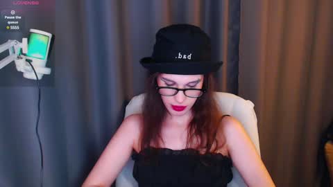 Snapshot of cassiemich chatting on 02/27/25, 11:26 Cassie online show from 02/27/25, 11:26