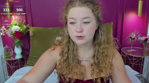 Snapshot of cassieride chatting on 02/09/25, 06:11 Curly online show from 02/09/25, 06:11
