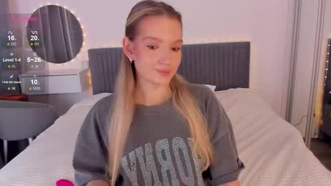 Angel 3 online show from 12/05/25, 12:03