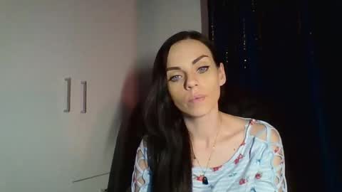 Cassie online show from 10/13/25, 06:19