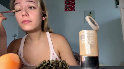 Olivia online show from 02/28/26, 08:26