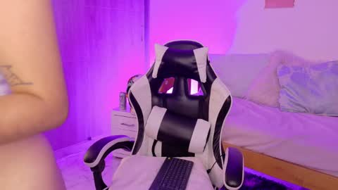Paula  online show from 05/09/26, 03:45