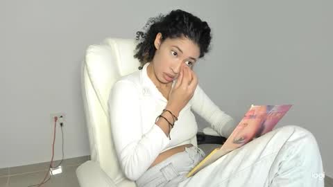 Cami online show from 09/28/25, 04:07