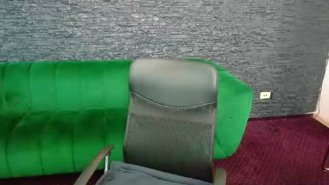 Snapshot of cassyfoxyy chatting on 08/04/26, 04:59 Cassy online show from 08/04/26, 04:59