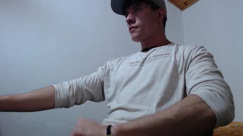 Snapshot of casteryx chatting on 01/20/25, 12:15 Juan online show from 01/20/25, 12:15