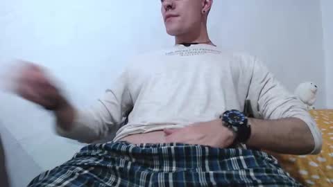 Snapshot of casteryx chatting on 03/06/25, 03:02 Juan online show from 03/06/25, 03:02