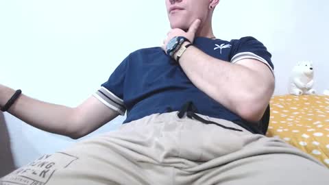 Snapshot of casteryx chatting on 03/07/25, 03:08 Juan online show from 03/07/25, 03:08