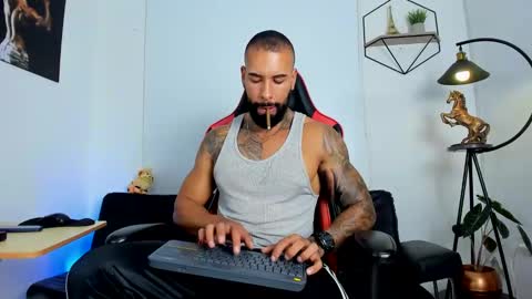 Matheo Brown online show from 02/08/25, 12:28