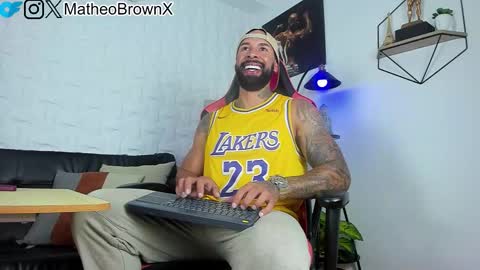 Matheo Brown online show from 10/15/25, 06:52