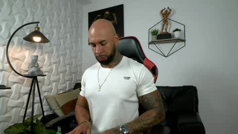 Matheo Brown online show from 05/15/26, 09:00