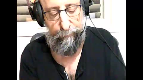 Snapshot of casual53 chatting on 01/14/25, 04:15 casual53 online show from 01/14/25, 04:15