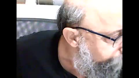 Snapshot of casual53 chatting on 01/19/25, 03:29 casual53 online show from 01/19/25, 03:29