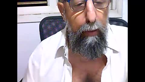Snapshot of casual53 chatting on 09/10/25, 02:33 casual53 online show from 09/10/25, 02:33