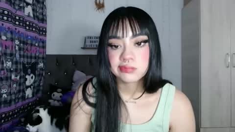 Snapshot of cat_mila_ chatting on 09/24/25, 04:27 Mila online show from 09/24/25, 04:27