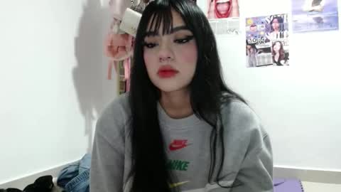 Snapshot of cat_mila_ chatting on 10/15/25, 08:03 Mila online show from 10/15/25, 08:03