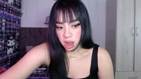 Snapshot of cat_mila_ chatting on 12/03/25, 05:26 Mila online show from 12/03/25, 05:26