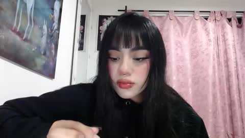 Snapshot of cat_mila_ chatting on 12/16/25, 02:38 Mila online show from 12/16/25, 02:38