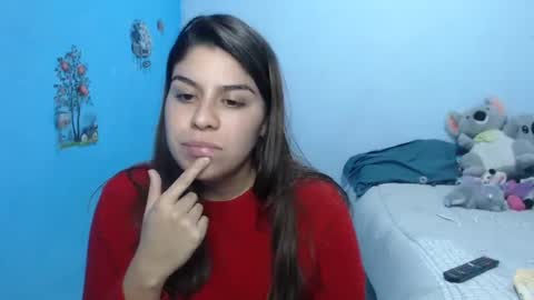 Snapshot of cata_09 chatting on 12/24/24, 12:44 cata online show from 12/24/24, 12:44