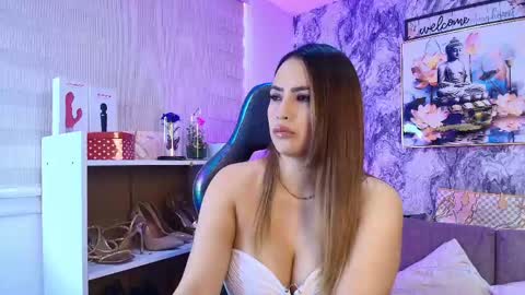 Snapshot of cata_alvarezz chatting on 05/04/26, 07:10 catalina online show from 05/04/26, 07:10