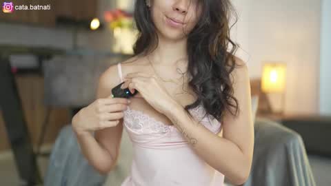 Snapshot of cata_batnati chatting on 12/04/25, 02:48 Catalina online show from 12/04/25, 02:48