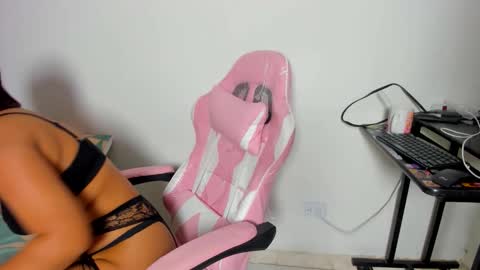 Snapshot of cata_bloom chatting on 02/10/26, 11:25 cata bloom online show from 02/10/26, 11:25