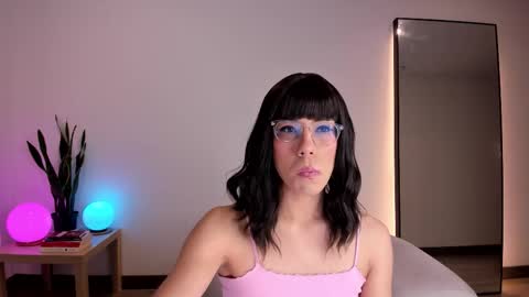 Snapshot of cata_n_cami chatting on 01/15/26, 11:52 cata_n_cami online show from 01/15/26, 11:52