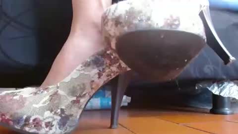 Snapshot of cata_sexy2410 chatting on 02/08/25, 03:21 cata_sexy2410 online show from 02/08/25, 03:21