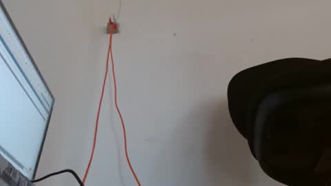 Snapshot of cata_sexy2410 chatting on 10/17/25, 01:14 cata_sexy2410 online show from 10/17/25, 01:14