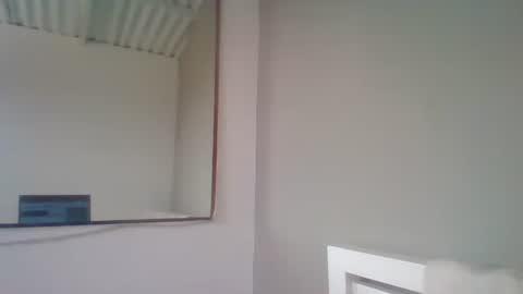 Snapshot of cata_sexy2410 chatting on 11/14/25, 01:54 cata_sexy2410 online show from 11/14/25, 01:54