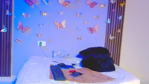 catalina online show from 02/20/25, 12:41