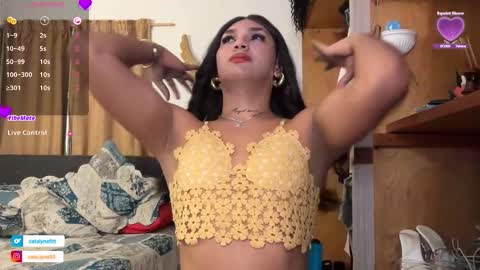 Snapshot of catafitt_1 chatting on 12/16/25, 03:22 catalyna fitness online show from 12/16/25, 03:22