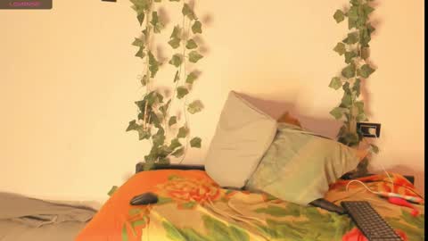 Snapshot of cataleya19__ chatting on 09/22/25, 12:07 cataleya19__ online show from 09/22/25, 12:07