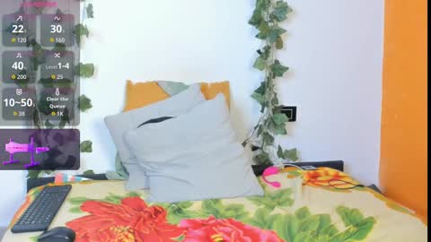 Snapshot of cataleya19__ chatting on 10/08/25, 10:24 cataleya19__ online show from 10/08/25, 10:24