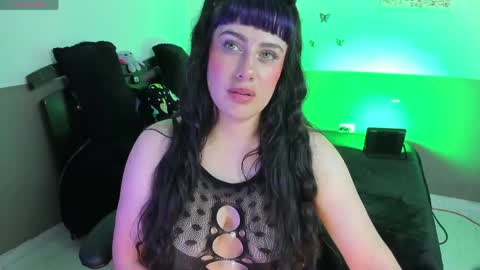 Snapshot of cataleya_blare chatting on 05/03/26, 01:44 LUU online show from 05/03/26, 01:44