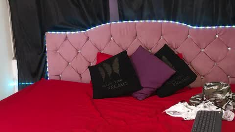 Cata Prins  online show from 02/02/26, 11:53