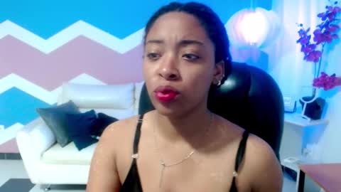 cataleya_eebony online show from 11/30/25, 11:14